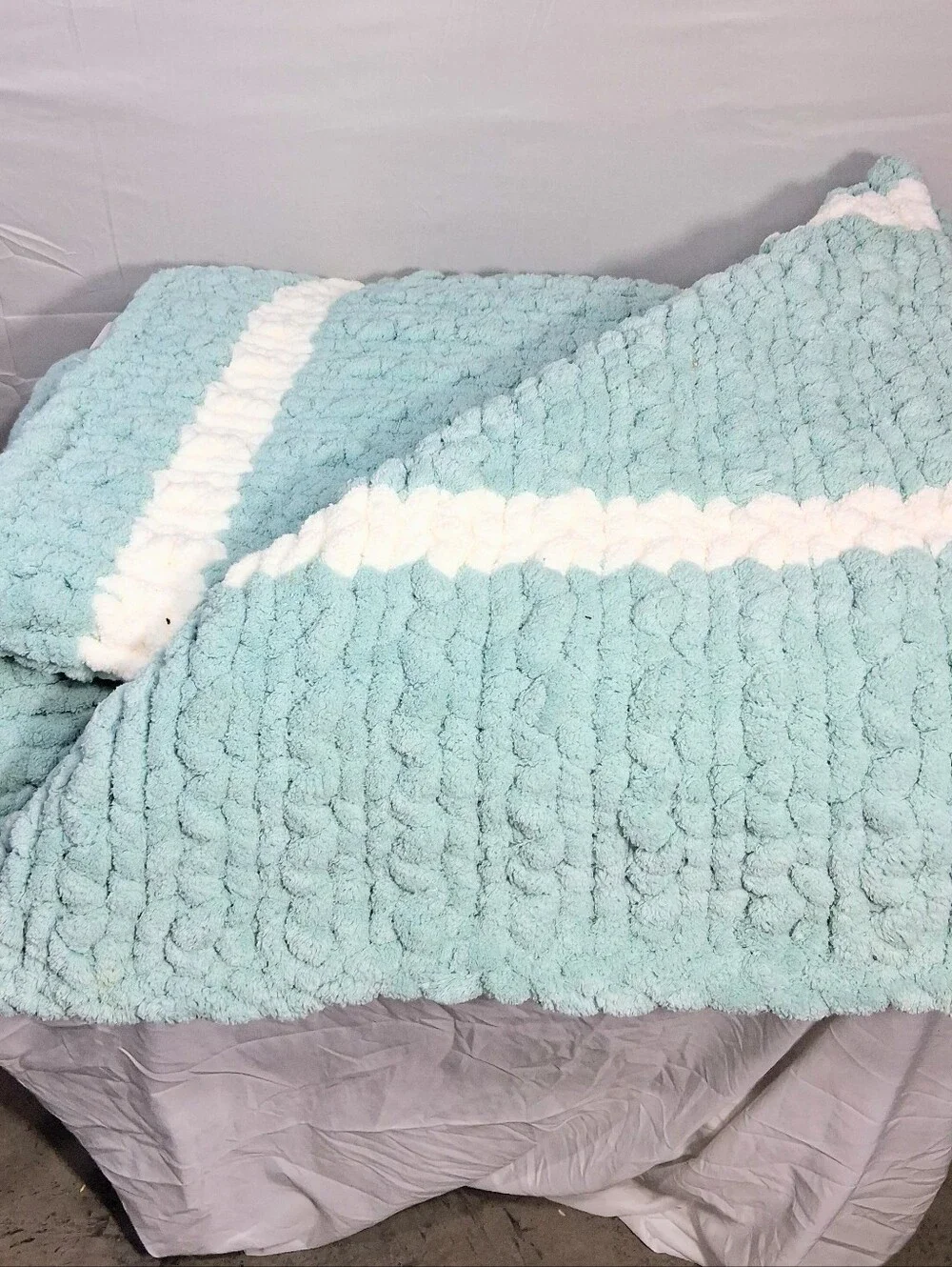 N/A blanket throw